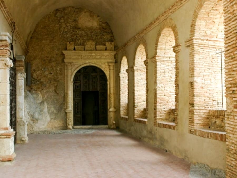 santuario-S-Maria-delle-Armi4